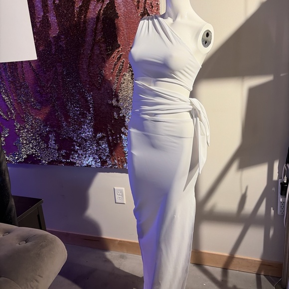 Just Bee Queen White Cut-Out One-Shoulder Dress Size S Designer Resort Wear - Picture 2 of 6